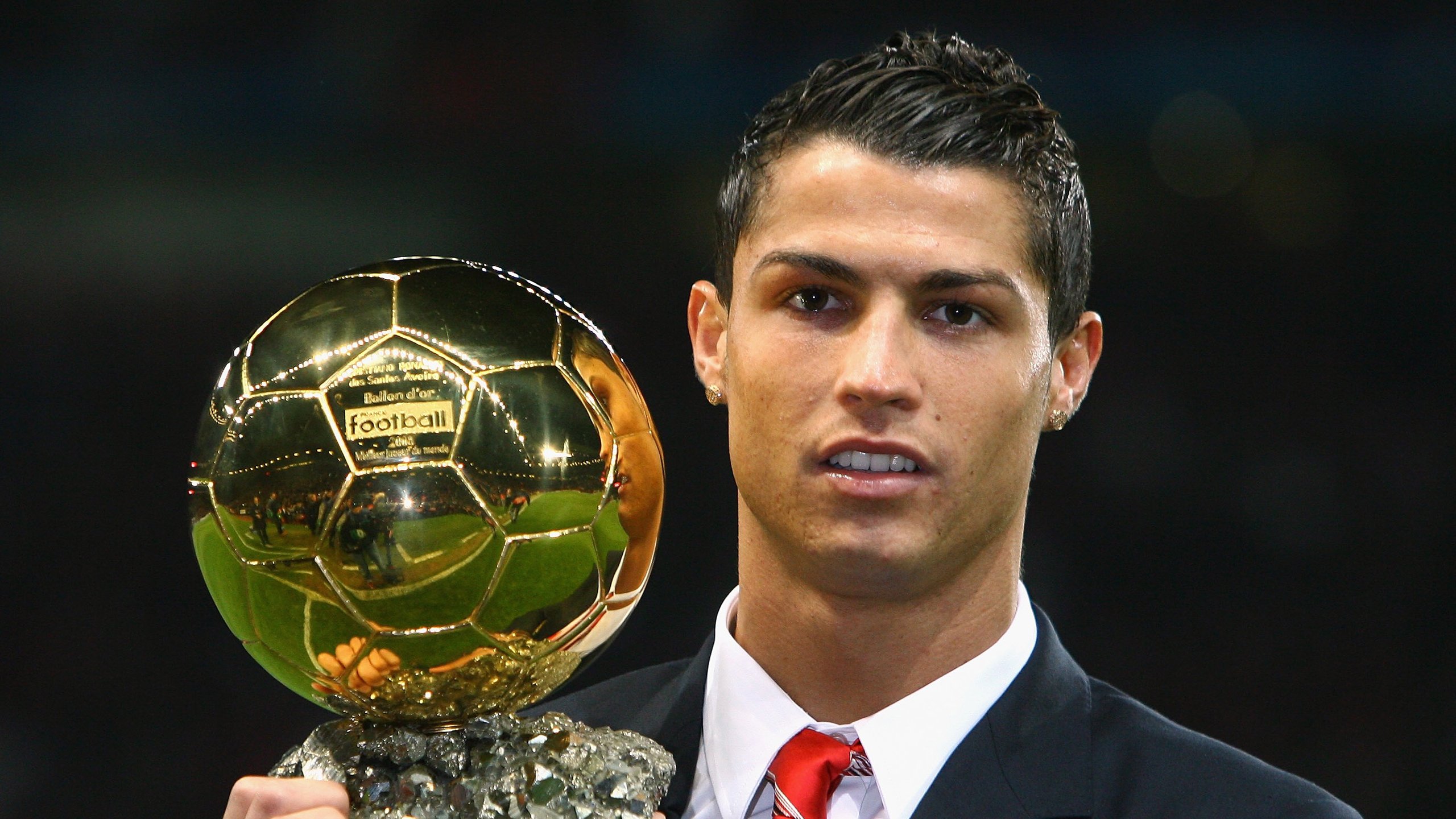 《PUBGMobile》“终极星际”线上大赛燃爆全场,极限操作震撼未来战场!