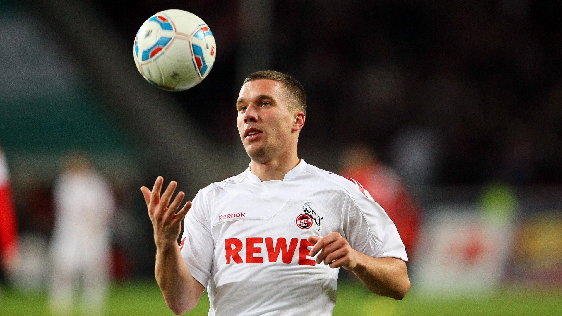 德布劳内社交媒体更新伤情，效力曼城10年岁月留痕，德布劳内从哪转会去曼城的